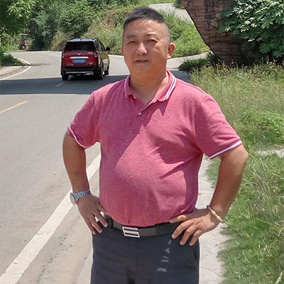 施天榮：工程師，項(xiàng)目經(jīng)理