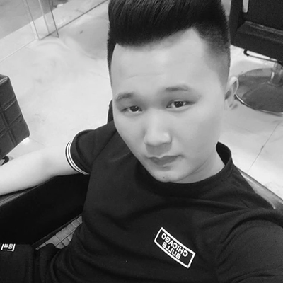 潘偉東：設(shè)計(jì)師